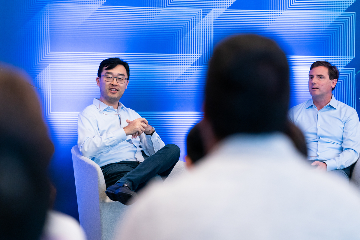 https://www.citadelsecurities.com/wp-content/uploads/sites/2/2023/02/Citadel-Peng-Zhao-Event-220802-1108-1201x800-5b2df79.jpg